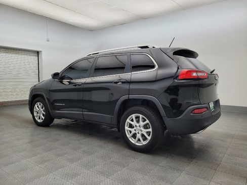 Used 2018 Jeep Cherokee Latitude w/ Safety Group image 3