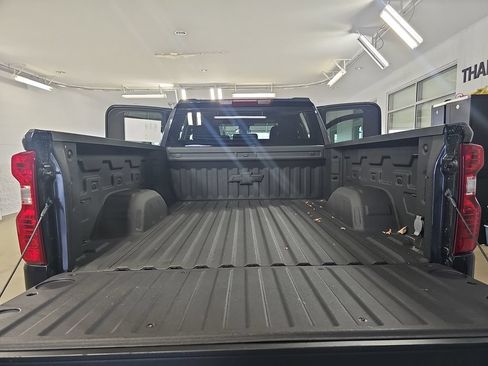 Certified 2023 Chevrolet Silverado 1500 LT w/ Protection Package AWD/4WD image 15