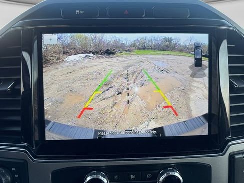 Used 2022 Ford F250 Lariat w/ Chrome Package AWD/4WD image 19
