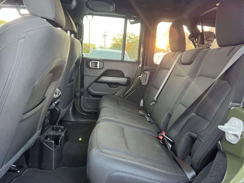 Used 2021 Jeep Wrangler Unlimited Sahara w/ Safety Group image 13