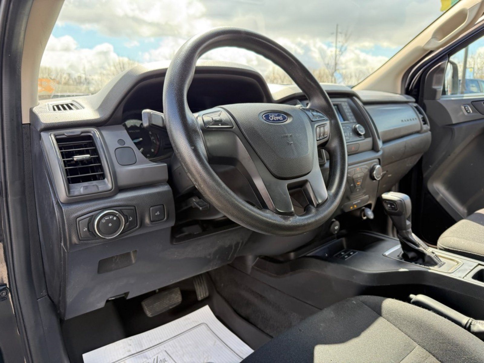 Used 2022 Ford Ranger XL RWD image 16