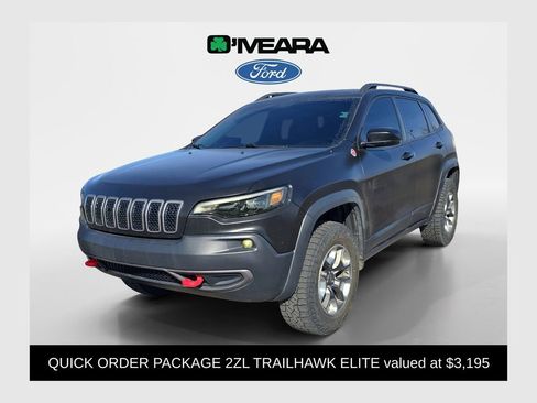 Used 2019 Jeep Cherokee Trailhawk image 1
