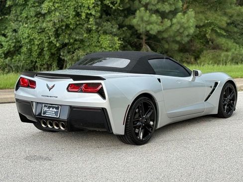 Used 2018 Chevrolet Corvette Stingray Convertible Z51 2LT RWD image 13