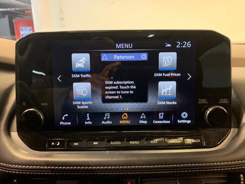 Used 2021 Nissan Rogue Platinum image 25