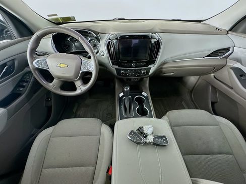 Used 2020 Chevrolet Traverse LT w/ Driver Confidence II Package AWD/4WD image 10