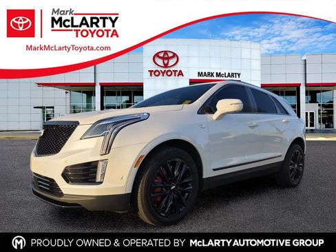 Used 2022 Cadillac XT5 Sportv w/ LPO, ONYX Package AWD/4WD image 1