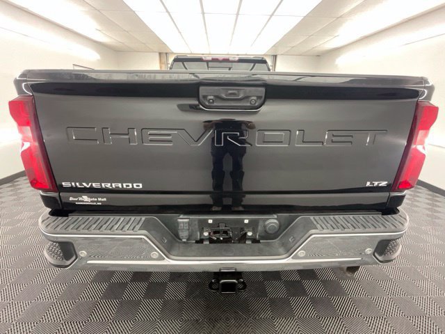Used 2024 Chevrolet Silverado 3500 LTZ w/ LTZ Plus Package AWD/4WD image 25