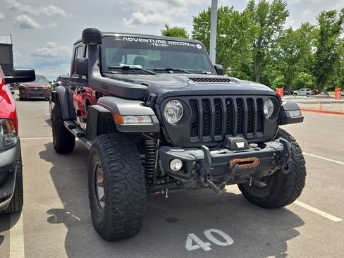 Used 2023 Jeep Gladiator Mojave w/ Cold Weather Group AWD/4WD image 4