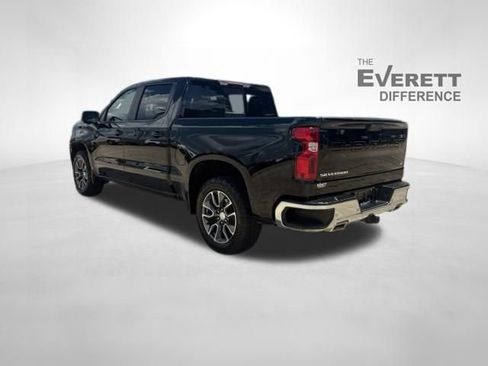 Used 2024 Chevrolet Silverado 1500 LT AWD/4WD image 5