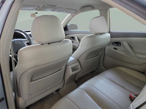 Used 2009 Toyota Camry LE image 25