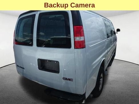 Used 2025 GMC Savana 2500 w/ Driver Convenience Package RWD image 5