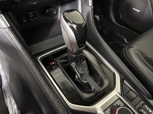 Used 2020 Subaru Forester Touring image 22