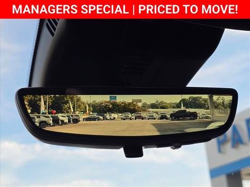 New 2026 Chevrolet Traverse LT w/ Driver Confidence Package FWD image 27