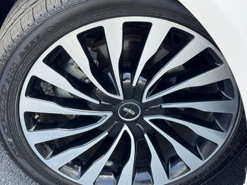 Used 2018 Lincoln MKZ Black Label w/ Technology Package FWD image 14