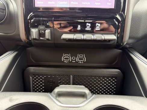 New 2025 RAM 1500 Big Horn image 34