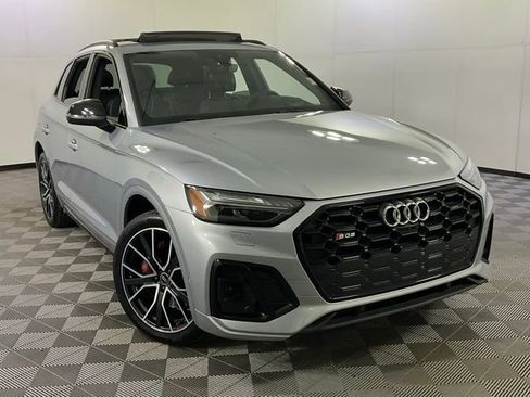 Used 2023 Audi SQ5 Prestige AWD/4WD image 42