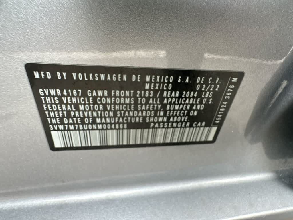 Used 2022 Volkswagen Jetta SE w/ Panoramic Sunroof Package FWD image 29
