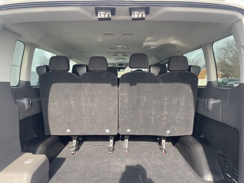 Used 2023 Ford Transit 350 XLT image 12