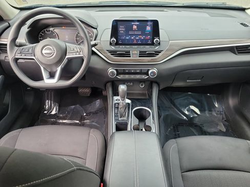 Certified 2023 Nissan Altima 2.5 SV image 15