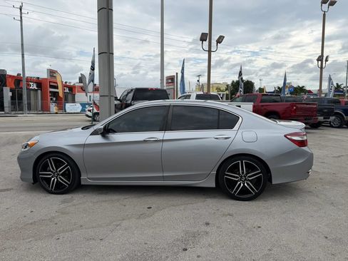 Used 2017 Honda Accord Sport Special Edition image 8