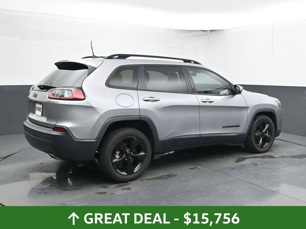 Used 2019 Jeep Cherokee Latitude Plus FWD image 4