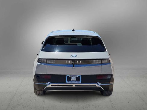 Certified 2024 Hyundai Ioniq 5 SEL RWD image 7