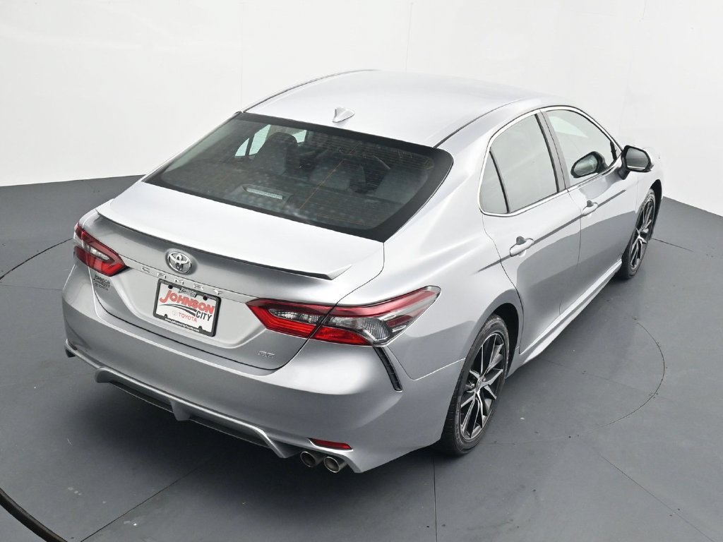 Used 2024 Toyota Camry SE FWD image 30