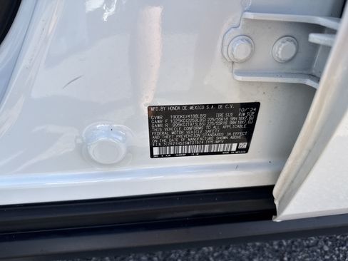 Certified 2025 Honda HR-V Sport image 36