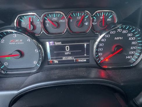 Used 2014 Chevrolet Silverado 1500 LT w/ LT Convenience Package image 12