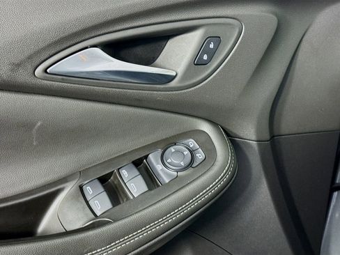 Used 2024 Buick Encore GX Sport Touring w/ Comfort Package FWD image 19