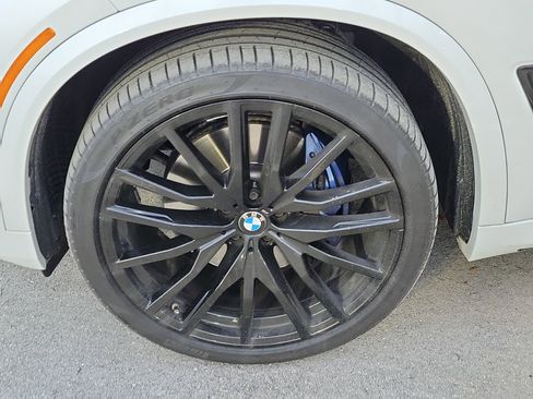 Used 2022 BMW X5 sDrive40i w/ M Sport Package image 5