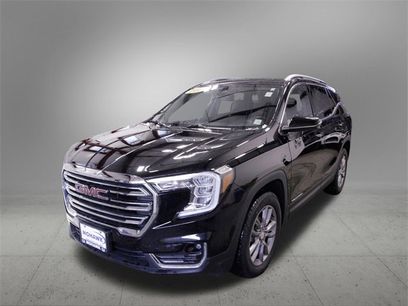 Used 2024 GMC Terrain SLT