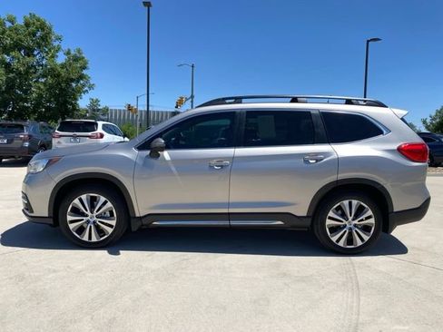 Used 2020 Subaru Ascent Limited w/ Technology Package AWD/4WD image 2