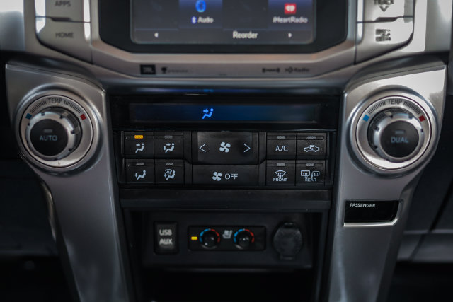 Used 2018 Toyota 4Runner Limited AWD/4WD image 38