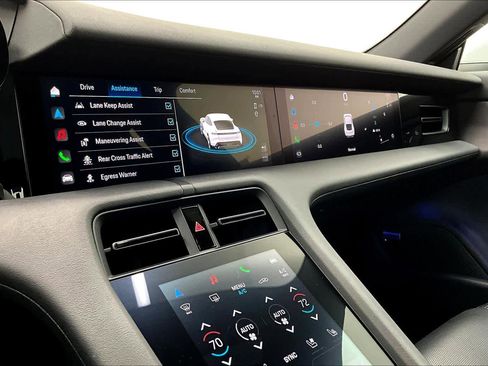 Used 2023 Porsche Taycan RWD image 32