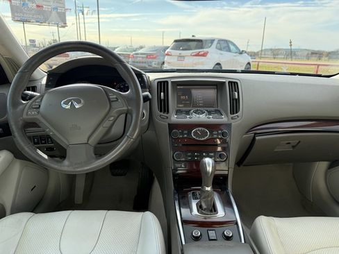 Used 2011 INFINITI G37 x w/ Premium Pkg image 34