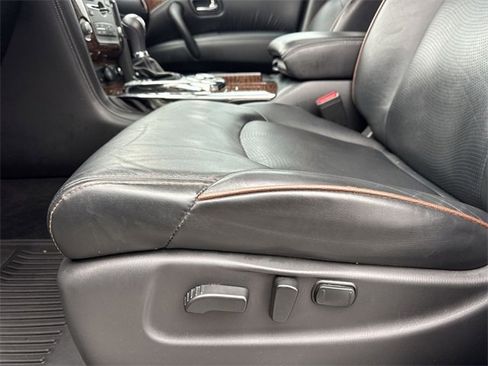 Used 2020 Nissan Armada Platinum image 13