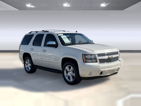 Used 2011 Chevrolet Tahoe LTZ image 6