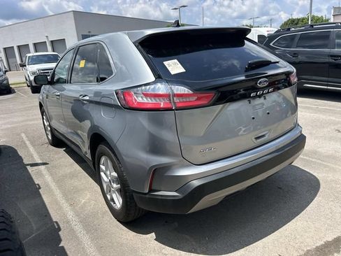 Used 2022 Ford Edge SEL AWD/4WD image 6