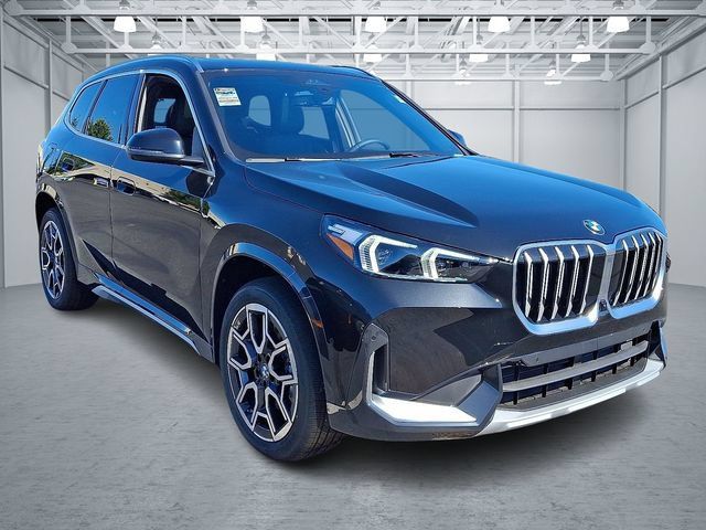 Used 2026 BMW X1 xDrive28i w/ Technology Package AWD/4WD image 3