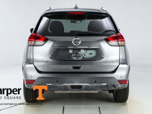 Used 2019 Nissan Rogue SV FWD image 46