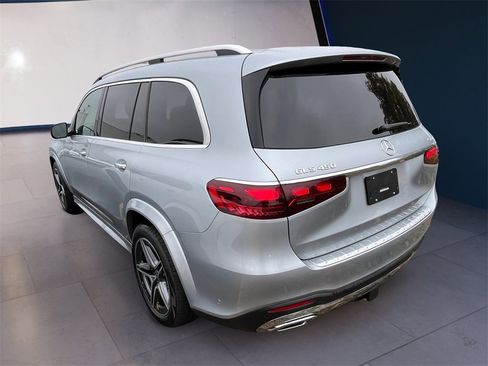 New 2025 Mercedes-Benz GLS 450 4MATIC image 2