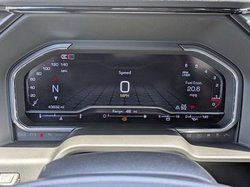 Used 2025 GMC Sierra 1500 AT4 w/ Technology Package AWD/4WD image 28