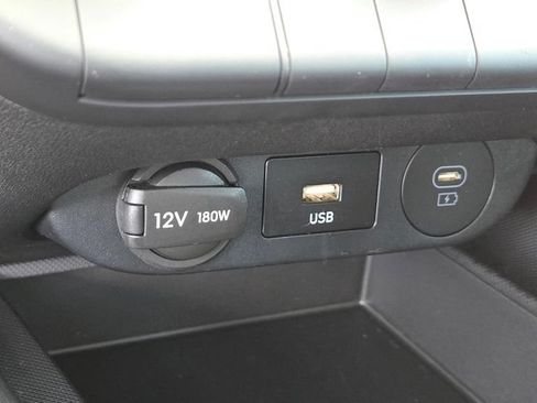 Used 2026 Hyundai Elantra SE w/ Cargo Package FWD image 23