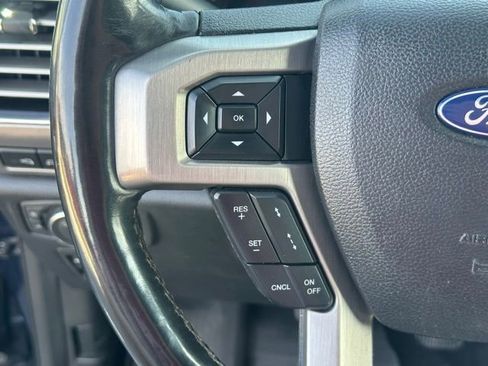 Used 2019 Ford F150 Platinum w/ Equipment Group 701A Luxury AWD/4WD image 5
