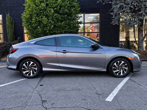 Used 2018 Honda Civic LX image 21