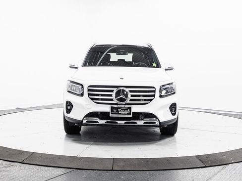 Certified 2025 Mercedes-Benz GLB 250 4MATIC image 2