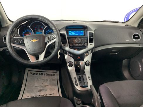 Used 2014 Chevrolet Cruze LT image 32
