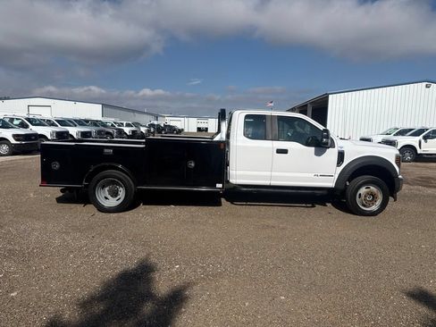 Used 2019 Ford F550 4x4 SuperCab Super Duty image 8