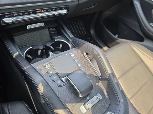 Used 2021 Mercedes-Benz GLS 450 4MATIC image 29